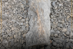 Głazy ogrodowe gnejsowe